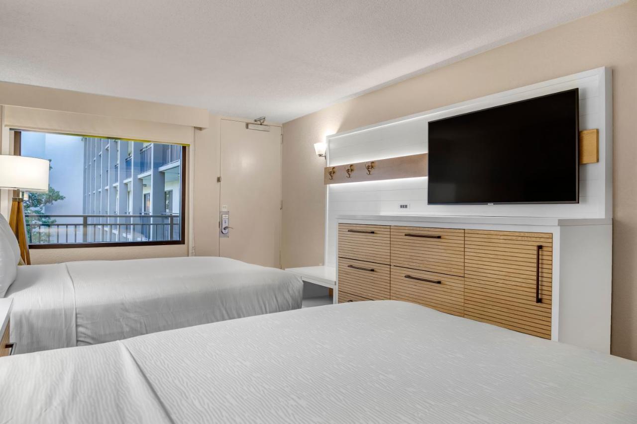 Wyndham Garden Lake Buena Vista - Disney Springs Area Hotel